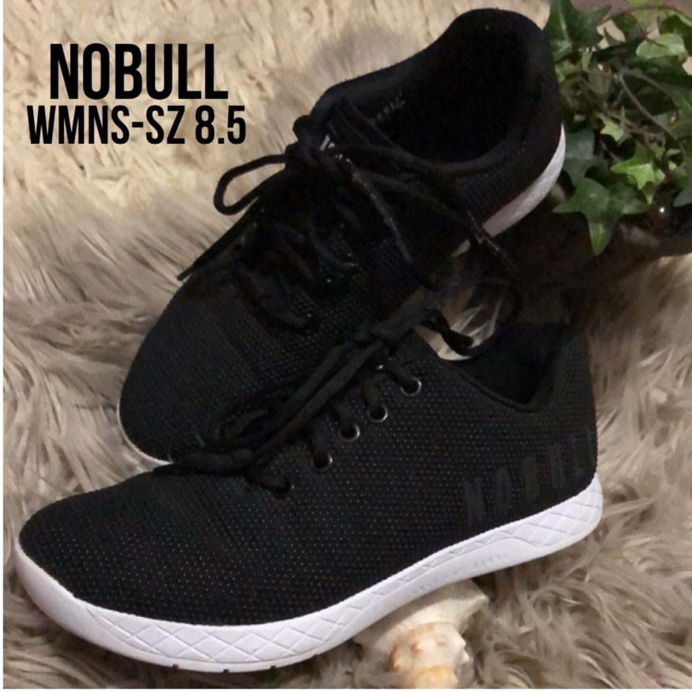 NOBULL Reflective SpellOut Black on Black Arctic Speckle Shoes-Wmns 8.5/unisex